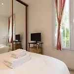 B024 - Magnifique Villa - Piscine - Cannes Centre