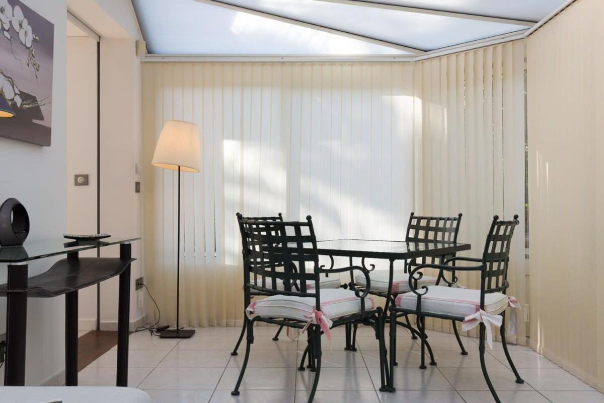 B024 - Magnifique - Piscine - Centre Villa Cannes